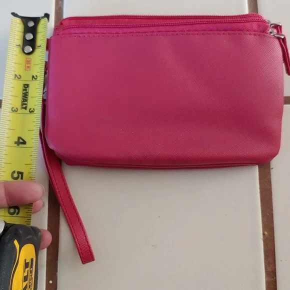 Safekeeper wristlet, dark pink. NEW - Picture 2 of 5